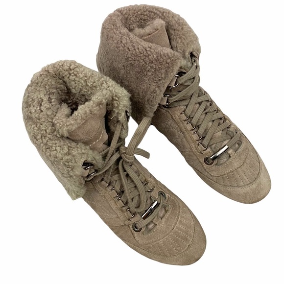 DIOR Shearling lined Cannage Suede boots - Picture 4 of 15